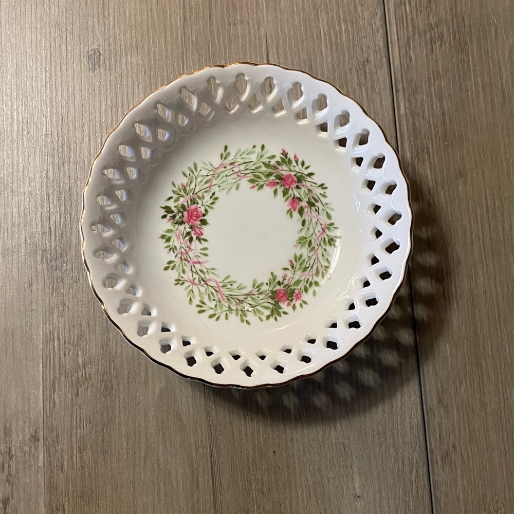 Vintage 1988 Avon Month of June Happy Birthday Trinket/Jewelry/Display Dish EUC